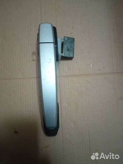 Chevrolet Aveo T300 наружная ручка двери правая