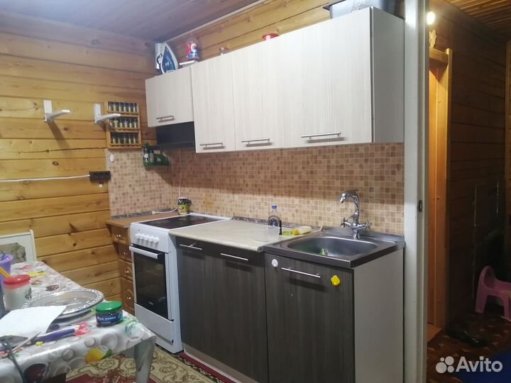 Кухонный уголок со столом и стульями бу