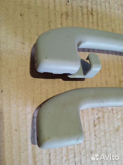 Ручка внутренняя потолочная Nissan X-Trail