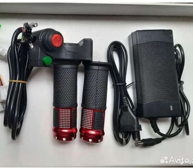 Ручка газа, зарядное устройство, контроллер