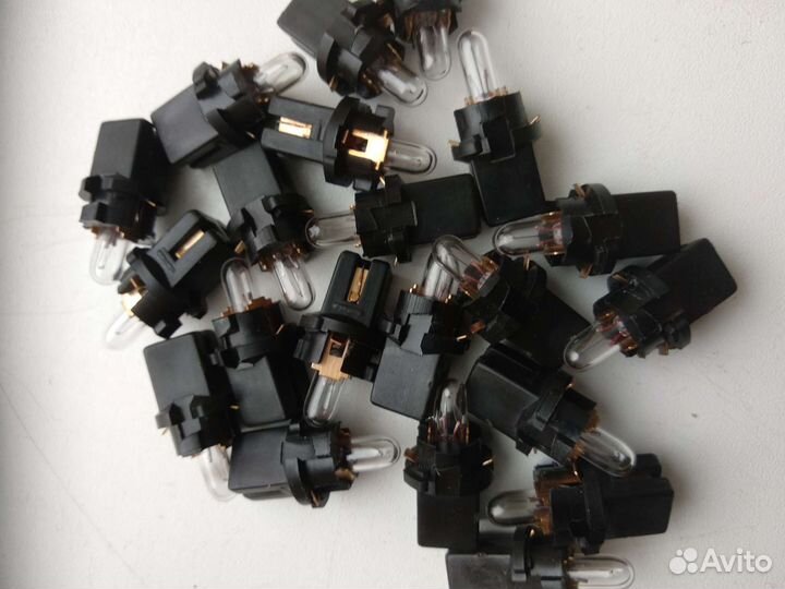 Лампочки для панели автомобиля