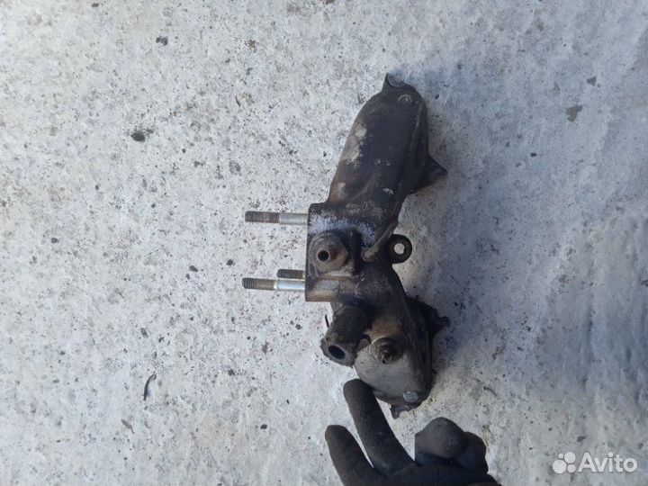 Коллектор впускной Лада 2107