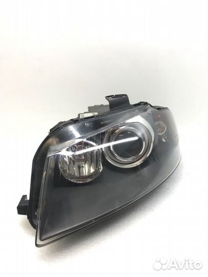 Фара передняя левая Audi A3 8P 2008
