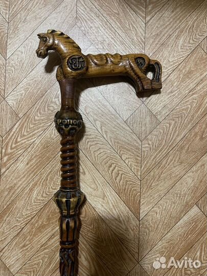 Трость резная для ходьбы Лошадь