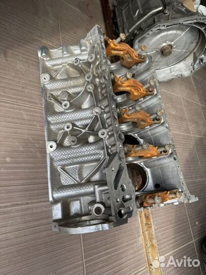 Блок Цилиндров N63b44