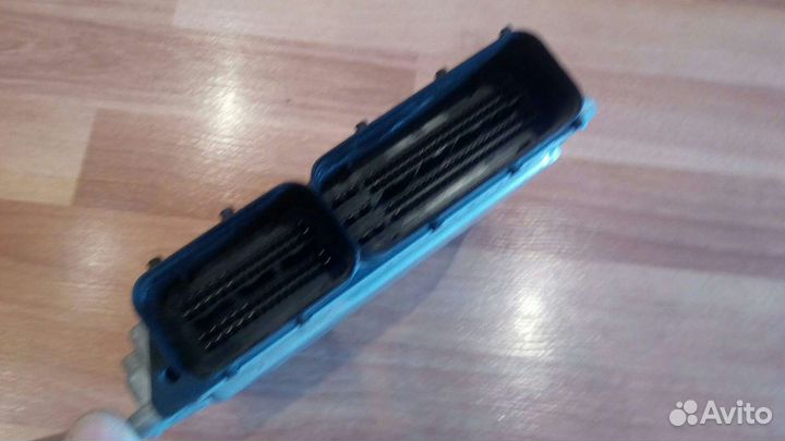 Эбу двигателя Фольксваген 3C0907115G