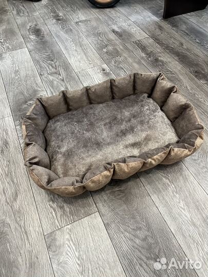Лежанка для кошек и собак. Новая