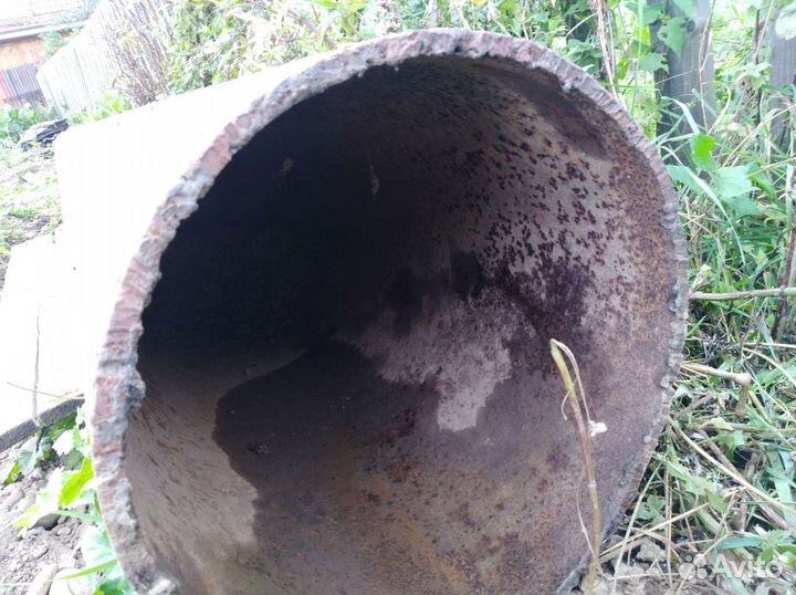 Труба металлическая, лежалая