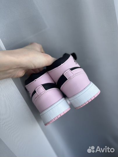 Кроссовки для девочки 30 размер