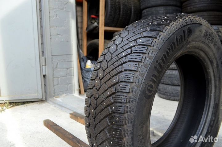 Continental ContiIceContact 235/65 R17