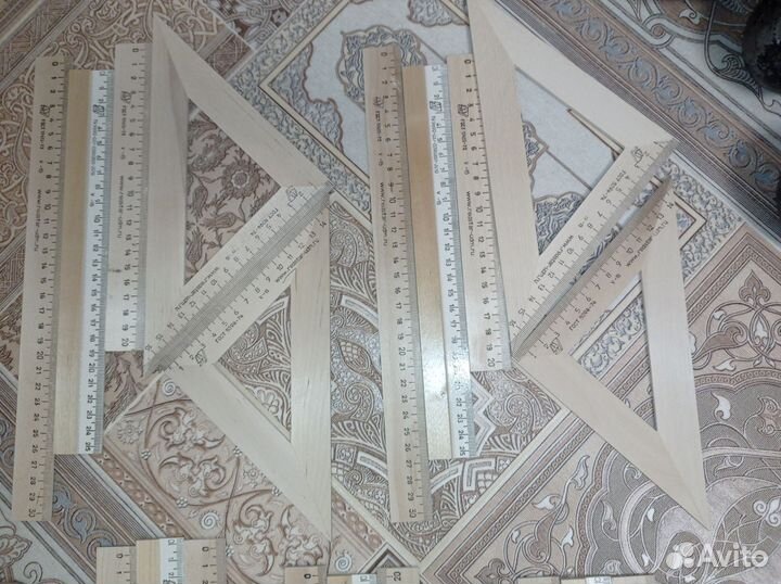 Линейки, треугольник деревянные новые