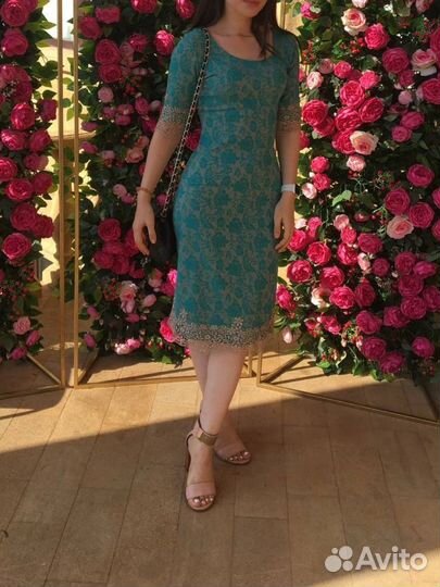 Нарядное платье