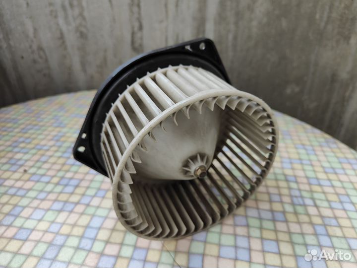 Моторчик печки Nissan Cefiro Maxima a32