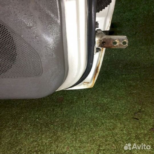 Дверь передняя левая Mitsubishi Pajero Pajero III