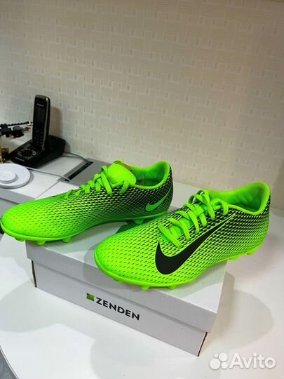 Футбольные бутсы nike 38-39размер