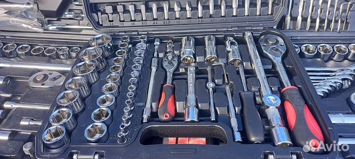 Набор инструментов new epoch 94 предмета