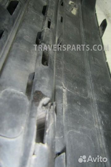 Решетка бампера Volvo XC90 2 L