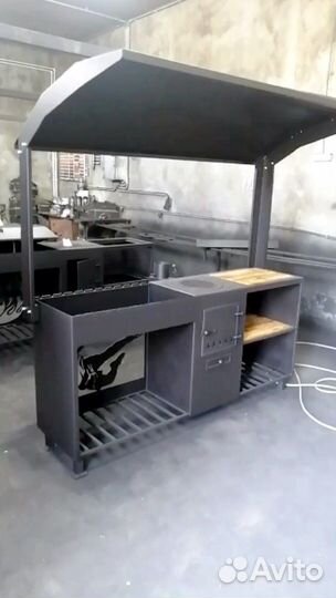 Мангал с крышей от производителя