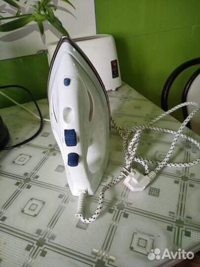 Утюг новый