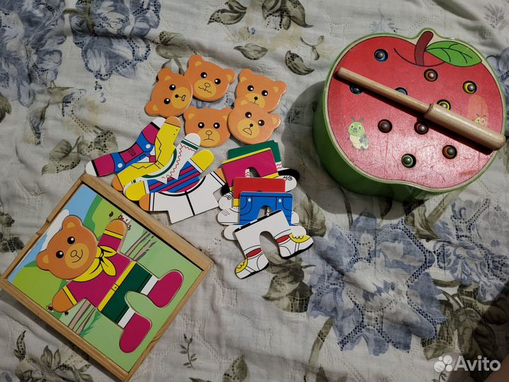 Развивающие игрушки пакетом