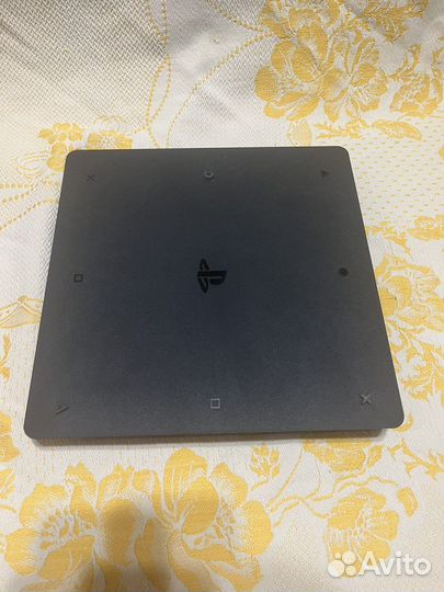 Sony PS4 slim