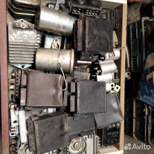 Реле, коммутатор, сопротивление, катушки