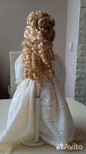 Кукла коллекционная фарфор