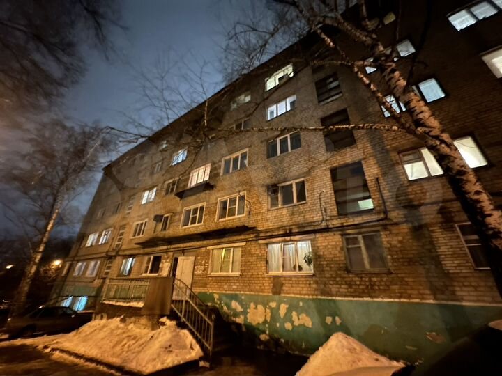 Комната 16 м² в 5-к., 4/5 эт.