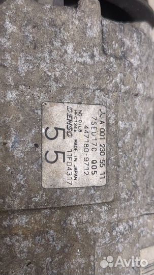 Компрессор кондиционера Mercedes C W203, 2005