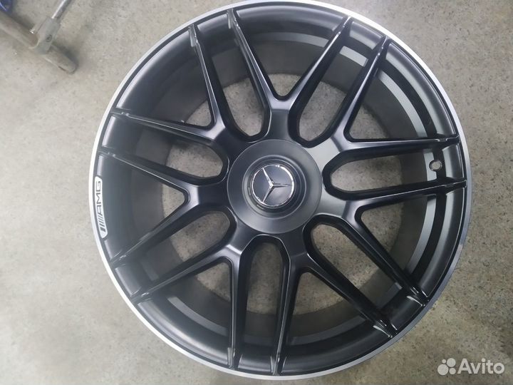 Диски на Mersedes B,E,C,S AMG R19 разноширокие NEW