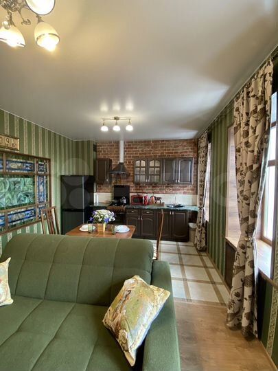 2-к. квартира, 52 м², 3/3 эт.