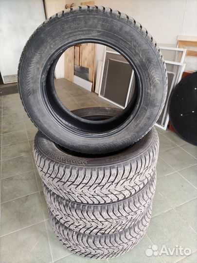 Nokian Tyres Hakkapeliitta 8 SUV 235/60 R18 107