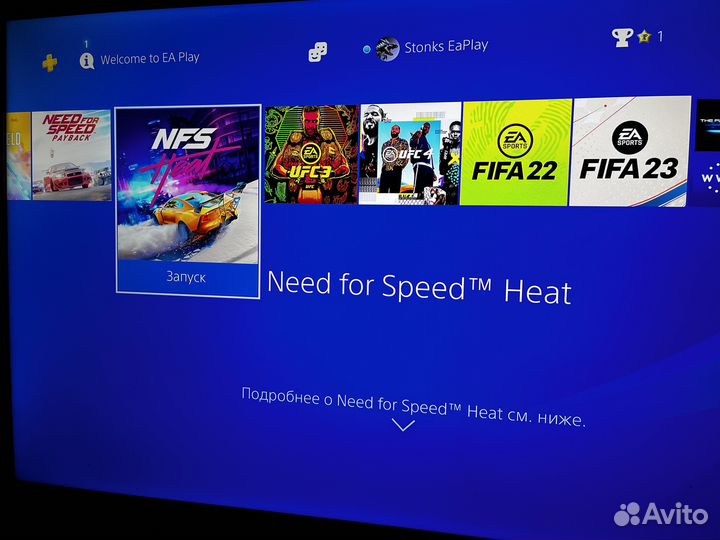 Ps4 slim с играми и два Геймпада