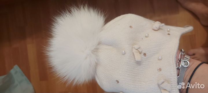 Итальянская шапка с натуральным бубоном