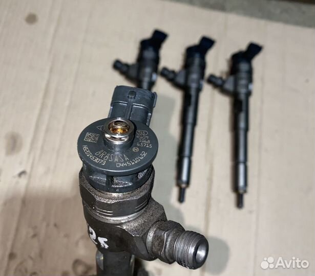 Форсунки 0445110652 1.5DCI Dacia Renault к9к