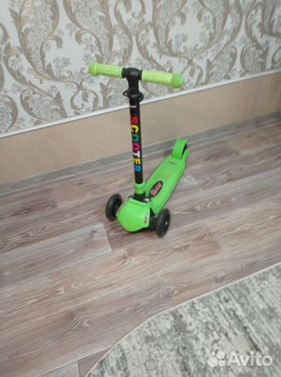 Самокат детский трехколесный бу