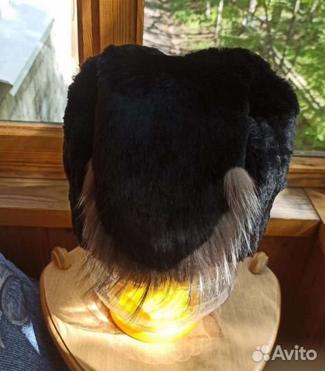 Оригинальная жен шапочка кролик-рекс