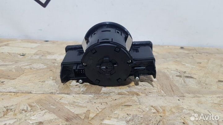 Блок управления светом Mercedes-Benz E-Class W212