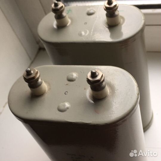 Конденсатор 4 мкФ пара