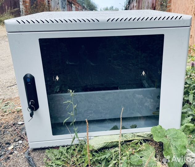 Шкаф телекоммуникационный настенный (600 480)