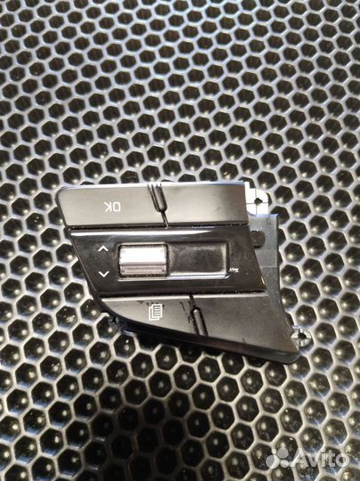 Блок кнопок на руль Kia Sportage 4