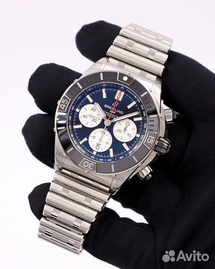 Часы Breitling Super Chronomat B01 44 mm AB0136