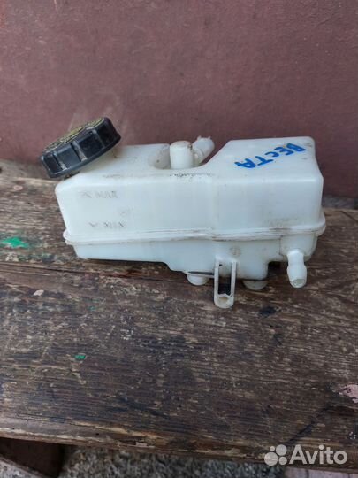 Бачок гтц Лада Веста
