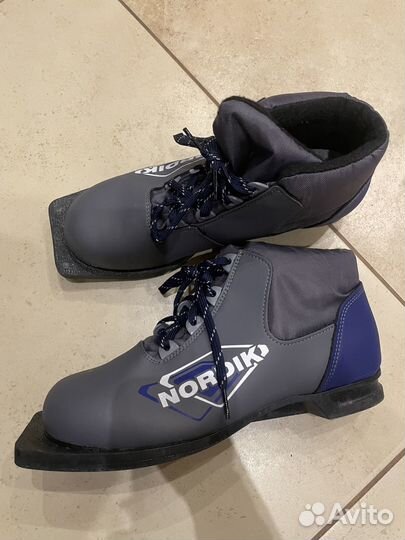 Лыжные ботинки 39 размер