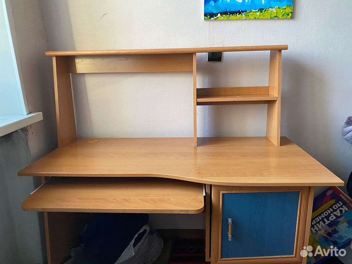 Письменный стол для школьника бу