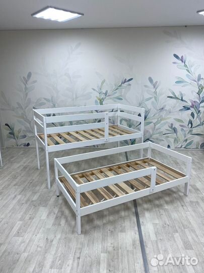 Кровать двухъярусная двухместная