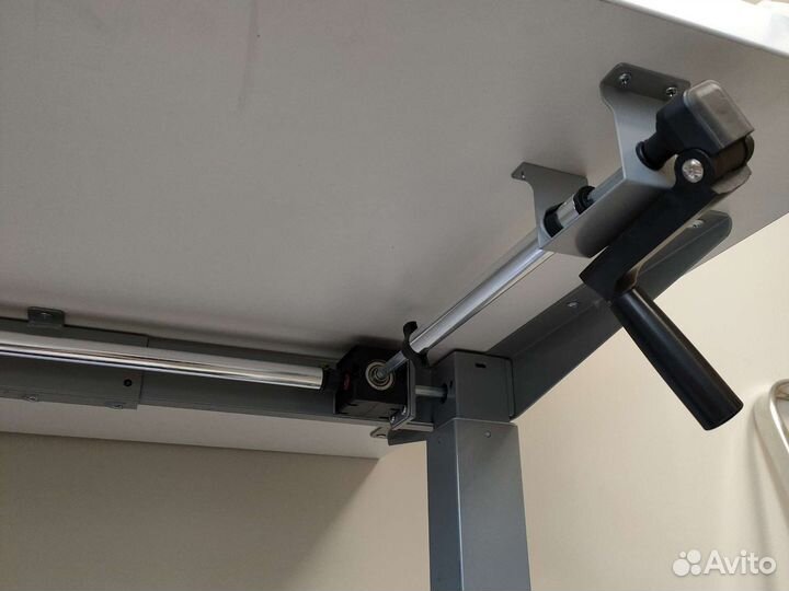 Офисный стол-трансформер