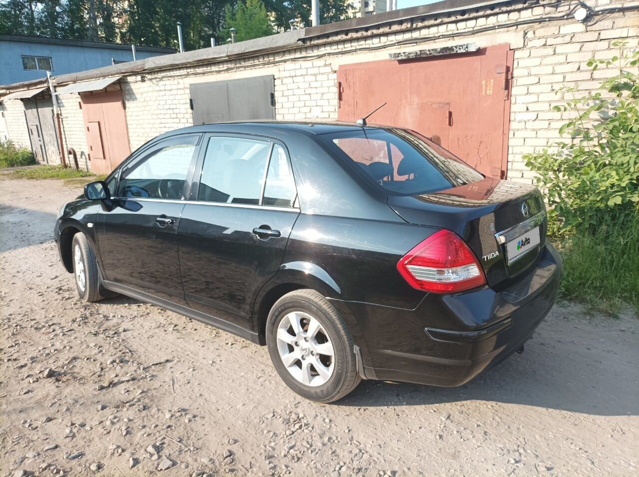 Nissan Tiida: фото владельца