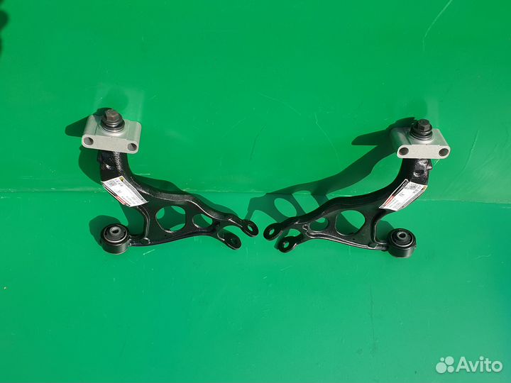 Рычаги задние верхние Ford Explorer 5 Новые