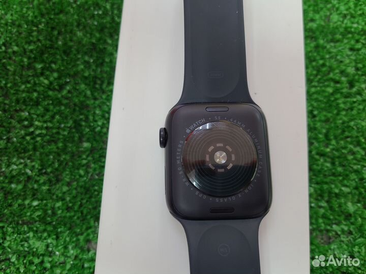 Apple Watch SE Gen 2 44mm